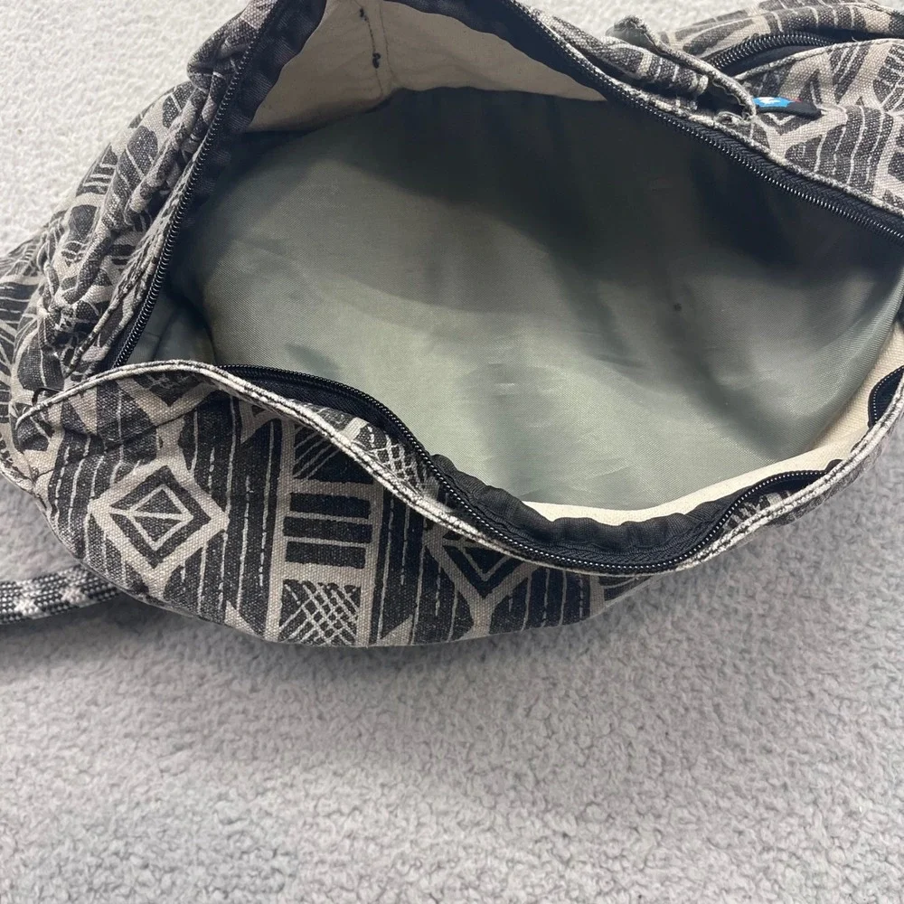 Kavu Rope Bag Gray Black Geometric Tribal Canvas Sling Backpack Unisex Crossbody